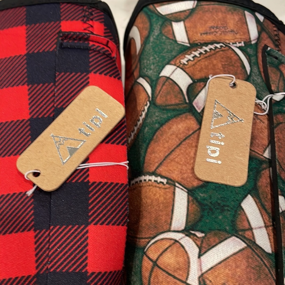 Loaded Tea Koozie’s NWT - Picture 3 of 3
